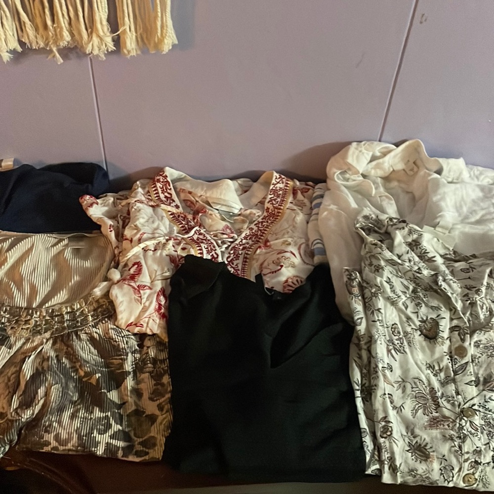 Bundle of 6 Tops